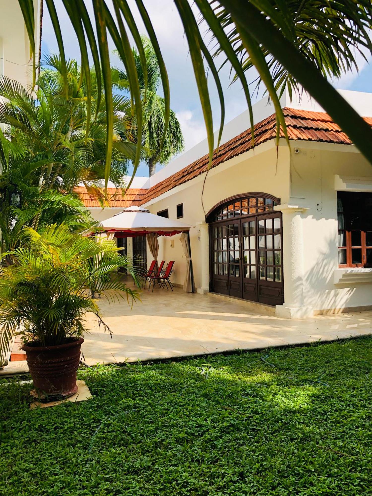 Hotel Boutique Villas Segovia Cozumel Exteriör bild