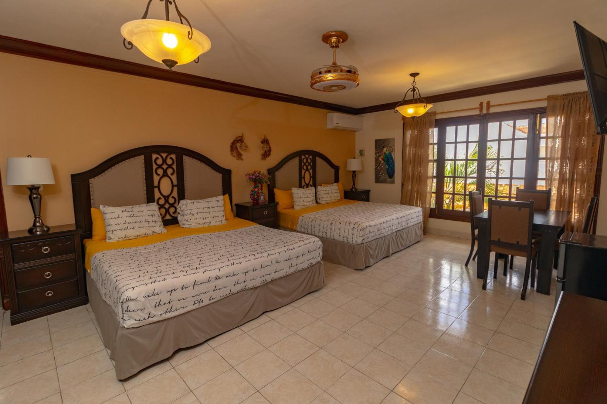 Hotel Boutique Villas Segovia Cozumel Exteriör bild